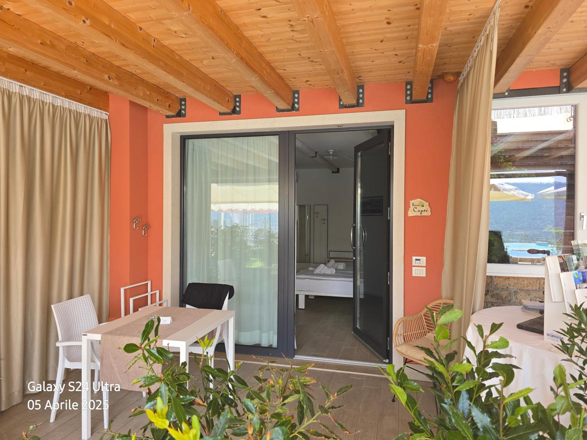 Relais Villa Olivi Costermano Habitación foto